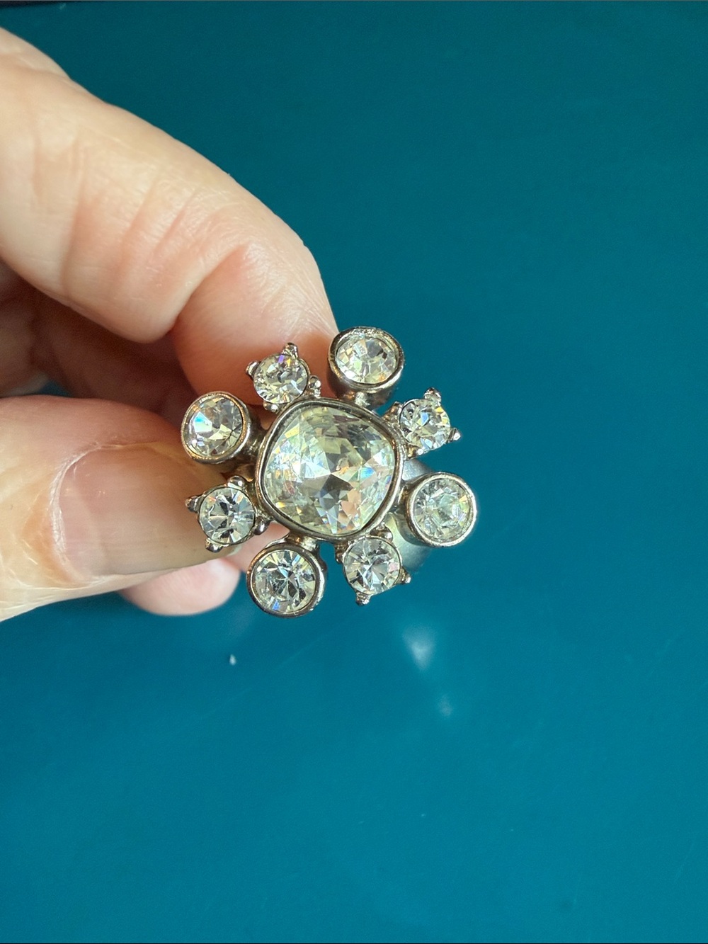 Strass Crystal Cocktail Ring in Palladium plated silver tone